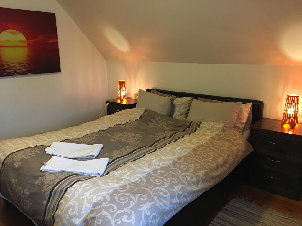 Manni Homestay Курессааре Екстер'єр фото